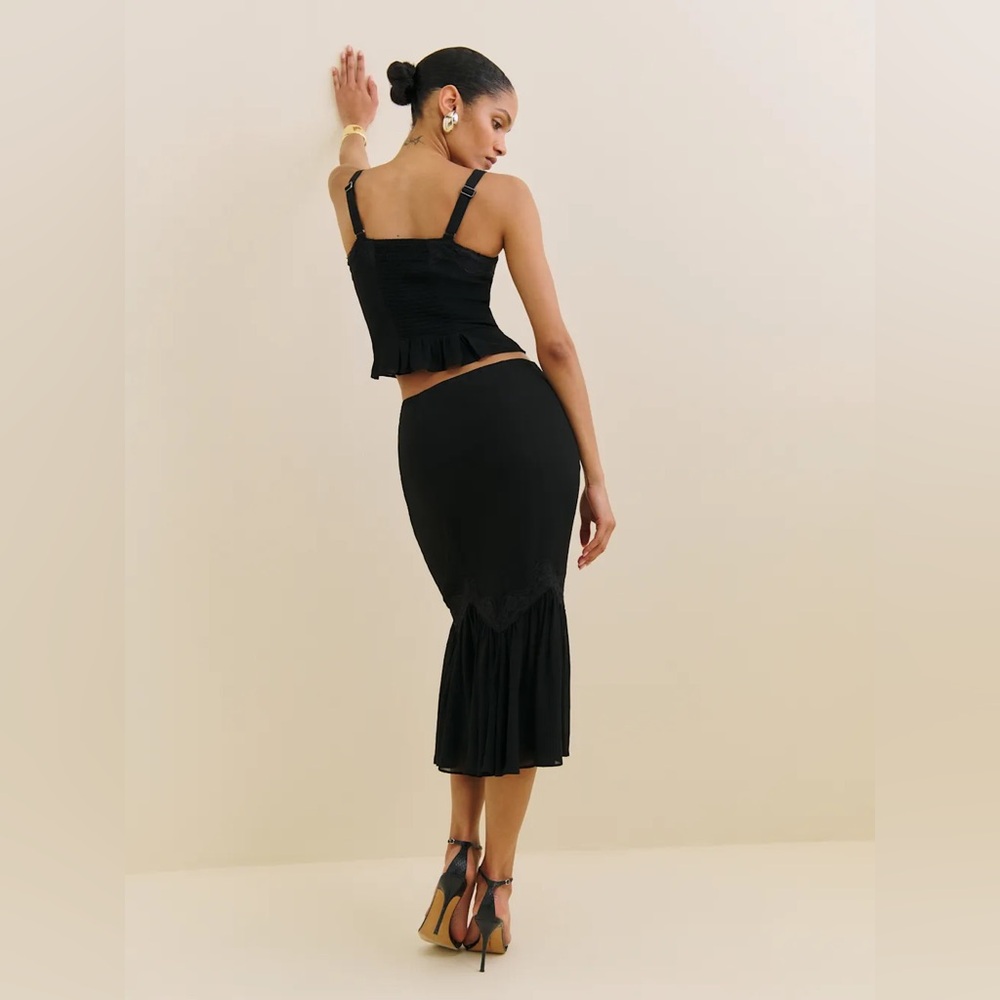 Reformation Sarita Two Piece In Black, brand new, never worn, no flaws. - Picture 4 of 5